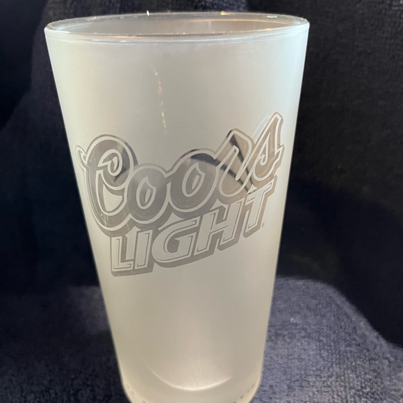 Coors light frosted glass - Picture 1 of 5